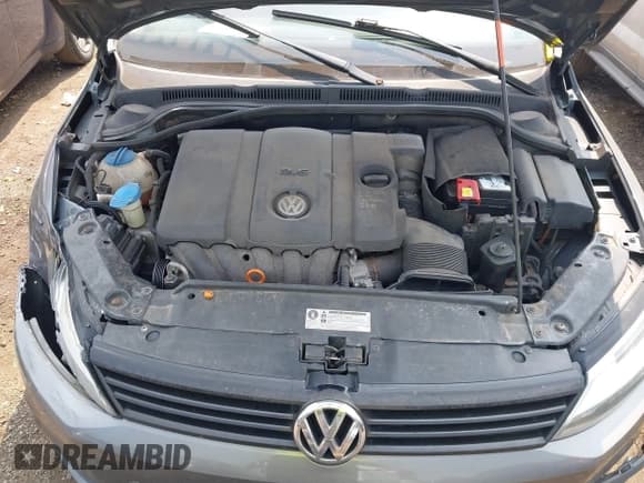 ✅ 2011 Volkswagen Jetta SE • VIN: 3VWDZ7AJ6BM346235 • Lot: 42399702. Listed on IAAI with 142,554 mi. Free auction sales archive from the USA and detailed vehicle history report at DreamBid. Image 10.