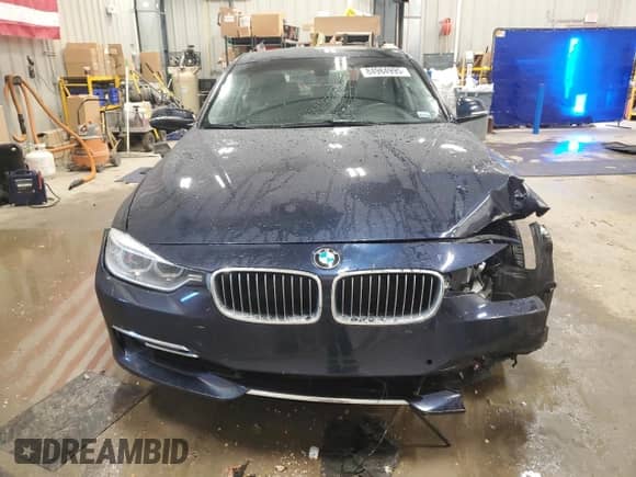 2015 BMW 3 Series 335i xDrive with VIN WBA3B9C58FF589367, listed as a Copart auction lot 84984995 with 85,841 mi miles and Clean title. Bid and sale history available at DreamBid. Image 5.