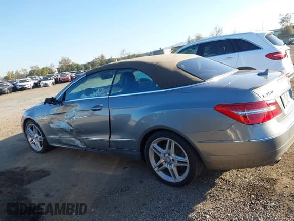 ✅ 2012 Mercedes-Benz E 350 • VIN: WDDKK5KF3CF147633 • Лот: 43836342. Опубликован ранее на IAAI с пробегом 183 853 миль. Бесплатный доступ к архиву аукционных продаж из США и подробный отчёт об истории автомобиля на DreamBid. Изображение 14.
