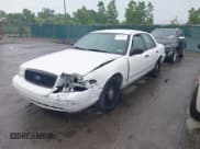 ✅ 2008 Ford Police Interceptor • VIN: 2FAFP71V08X162688 • Lot: 42634073. Listed on IAAI with 144,137 mi. Free auction sales archive from the USA and detailed vehicle history report at DreamBid. Image 2.