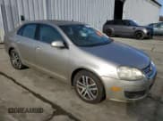 ✅ 2005 Volkswagen Jetta 2.5L • VIN: 3VWDF71K35M602840 • Lot: 43757285. Listed on Copart with Not provided. Free auction sales archive from the USA and detailed vehicle history report at DreamBid. Image 4.