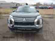 2025 Mitsubishi Outlander SE с VIN JA4J4VA85SZ016343, выставлен на аукционе IAAI как лот 43576196 с пробегом 8 608 миль миль и . История ставок и продаж доступна на DreamBid. Изображение 12.