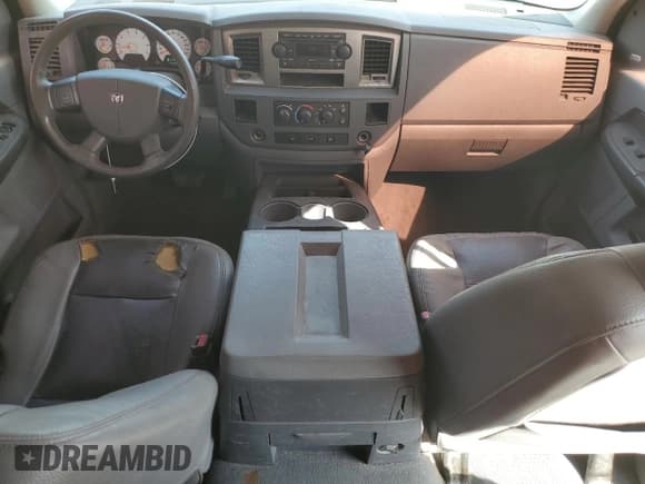 ✅ 2008 Dodge 1500 SLT • VIN: 1D7HA18208S599838 • Lot: 91851725. Listed on Copart with 186,632 mi. Free auction sales archive from the USA and detailed vehicle history report at DreamBid. Image 8.