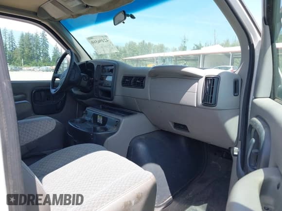 ✅ 1997 Chevrolet Chevy Van • VIN: 1GCHG35J0V1094111 • Лот: 42496560. Опубликован ранее на IAAI с пробегом 164 894 миль. Бесплатный доступ к архиву аукционных продаж из США и подробный отчёт об истории автомобиля на DreamBid. Изображение 5.