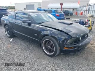 ✅ 2007 Ford Mustang GT Deluxe • VIN: 1ZVHT82H675250977 • Lot: 43314696. Listed on IAAI with 152,490 mi. Free auction sales archive from the USA and detailed vehicle history report at DreamBid. Image 1.