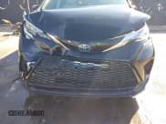 ✅ 2022 Toyota Sienna XSE • VIN: 5TDXSKFC2NS044270 • Lot: 43699989. Listed on IAAI with 5,561 mi. Free auction sales archive from the USA and detailed vehicle history report at DreamBid. Image 6.