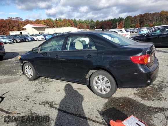 ✅ 2010 Toyota Corolla • VIN: 1NXBU4EE7AZ172282 • Lot: 90488115. Listed on Copart with 229,553 mi. Free auction sales archive from the USA and detailed vehicle history report at DreamBid. Image 2.