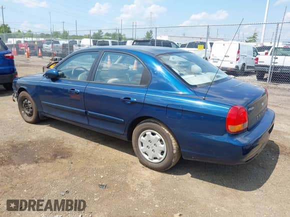 ✅ 1999 Hyundai Sonata • VIN: KMHWF25SXXA129717 • Лот: 43007300. Опубликован ранее на IAAI с пробегом 75 725 миль. Бесплатный доступ к архиву аукционных продаж из США и подробный отчёт об истории автомобиля на DreamBid. Изображение 3.