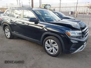 ✅ 2021 Volkswagen Atlas SE • VIN: 1V2JR2CA1MC537991 • Lot: 43704778. Listed on IAAI with 67,761 mi. Free auction sales archive from the USA and detailed vehicle history report at DreamBid. Image 1.