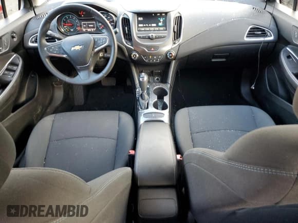 ✅ 2017 Chevrolet Cruze LT • VIN: 1G1BE5SM7H7233764 • Лот: 91549745. Опубликован ранее на Copart с пробегом 62 025 миль. Бесплатный доступ к архиву аукционных продаж из США и подробный отчёт об истории автомобиля на DreamBid. Изображение 8.