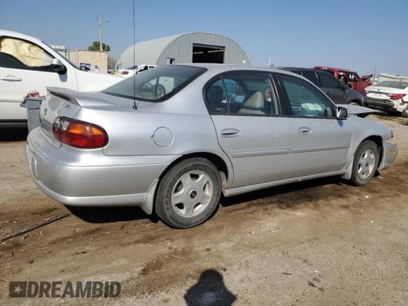 2001 Chevrolet Malibu LS with VIN 1G1NE52J016234947, listed as a Copart auction lot 75533264 with 138,349 mi miles and Salvage title. Bid and sale history available at DreamBid. Image 3.