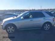 ✅ 2009 Mercedes-Benz M 350 • VIN: 4JGBB86E79A516136 • Лот: 43493379. Опубликован ранее на IAAI с пробегом 192 367 миль. Бесплатный доступ к архиву аукционных продаж из США и подробный отчёт об истории автомобиля на DreamBid. Изображение 14.