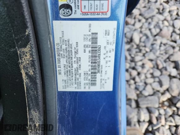 ✅ 2010 Mercury Milan Premier • VIN: 3MEHM0JG5AR633063 • Lot: 91926025. Listed on Copart with 287,834 mi. Free auction sales archive from the USA and detailed vehicle history report at DreamBid. Image 12.