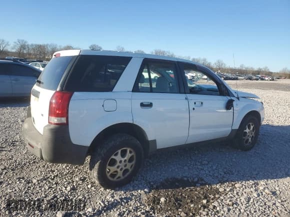 ✅ 2003 Saturn VUE • VIN: 5GZCZ53B43S883489 • Лот: 88301415. Опубликован ранее на Copart с пробегом Не указан. Бесплатный доступ к архиву аукционных продаж из США и подробный отчёт об истории автомобиля на DreamBid. Изображение 3.