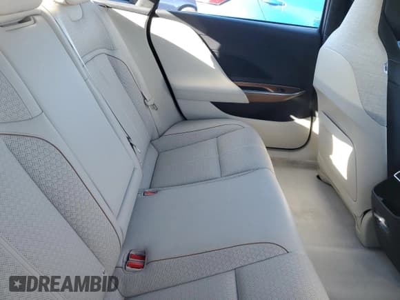 ✅ 2022 Lucid Air Grand Touring • VIN: 50EA1GBA6NA003269 • Lot: 86441645. Wystawiony na Copart z przebiegiem Nie podano. Bezpłatny archiwum sprzedaży aukcyjnych z USA i szczegółowy raport historii pojazdu na DreamBid. Zdjęcie 10.