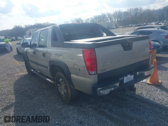 ✅ 2004 Chevrolet Avalanche Z66 • VIN: 3GNEC12T74G309595 • Lot: 43743948. Wystawiony na IAAI z przebiegiem Nie podano. Bezpłatny archiwum sprzedaży aukcyjnych z USA i szczegółowy raport historii pojazdu na DreamBid. Zdjęcie 3.