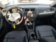 ✅ 2013 Volkswagen Jetta SE • VIN: 3VWDX7AJXDM373351 • Lot: 64972675. Listed on Copart with 172,344 mi. Free auction sales archive from the USA and detailed vehicle history report at DreamBid. Image 8.