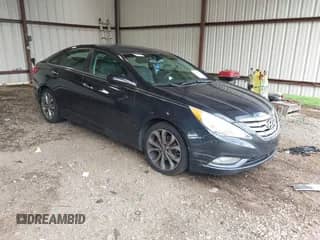 2013 Hyundai Sonata SE with VIN 5NPEC4AB4DH725601, listed as a IAAI auction lot 42834211 with 162,540 mi miles and . Bid and sale history available at DreamBid. Image 1.
