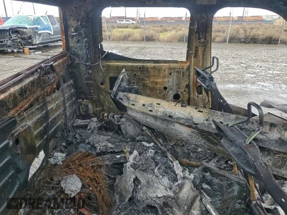 ✅ 2023 Toyota Tundra SR5 • VIN: 5TFLA5DB8PX072455 • Lot: 95483415. Listed on Copart with Not provided. Free auction sales archive from the USA and detailed vehicle history report at DreamBid. Image 10.