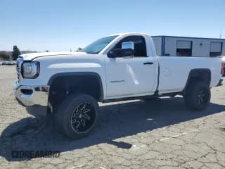 ✅ 2018 GMC Sierra 1500 • VIN: 1GTN1LEC0JZ902233 • Лот: 69245945. Опубликован ранее на Copart с пробегом 101 019 миль. Бесплатный доступ к архиву аукционных продаж из США и подробный отчёт об истории автомобиля на DreamBid. Изображение 1.