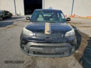 ✅ 2018 Kia Soul • VIN: KNDJN2A20J7505594 • Lot: 94044835. Wystawiony na Copart z przebiegiem 109 925 mil. Bezpłatny archiwum sprzedaży aukcyjnych z USA i szczegółowy raport historii pojazdu na DreamBid. Zdjęcie 5.