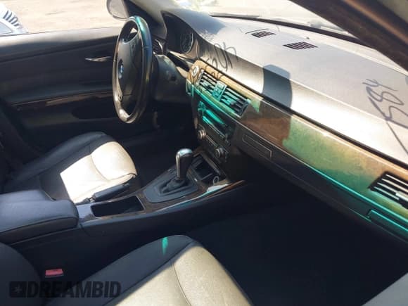 ✅ 2007 BMW 3 Series 328xi • VIN: WBAVC93557KX61238 • Lot: 40251584. Listed on IAAI with 133,587 mi. Free auction sales archive from the USA and detailed vehicle history report at DreamBid. Image 5.