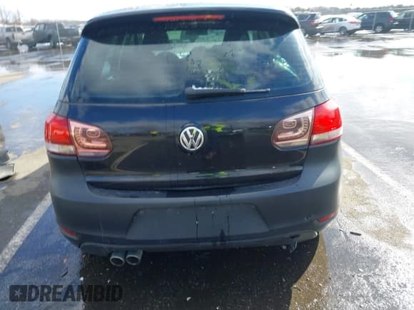 ✅ 2011 Volkswagen Golf • VIN: WVWDB7AJ2BW249668 • Lot: 41533901. Listed on IAAI with 213,129 mi. Free auction sales archive from the USA and detailed vehicle history report at DreamBid. Image 17.