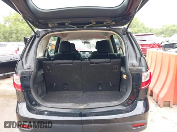 ✅ 2013 Mazda 5 Sport • VIN: JM1CW2BL8D0145212 • Lot: 42876752. Listed on IAAI with 126,517 mi. Free auction sales archive from the USA and detailed vehicle history report at DreamBid. Image 17.