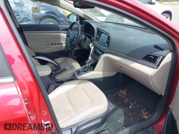 ✅ 2017 Hyundai Elantra SE • VIN: 5NPD84LFXHH086076 • Lot: 42662791. Listed on IAAI with 119,094 mi. Free auction sales archive from the USA and detailed vehicle history report at DreamBid. Image 5.