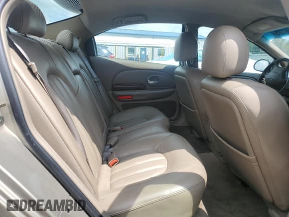 ✅ 2002 Chrysler 300M M • VIN: 2C3AE66G62H136598 • Lot: 63236195. Wystawiony na Copart z przebiegiem 131 696 mil. Bezpłatny archiwum sprzedaży aukcyjnych z USA i szczegółowy raport historii pojazdu na DreamBid. Zdjęcie 10.