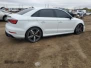 ✅ 2019 Audi RS 3 • VIN: WUABWHFF1KA901539 • Lot: 86628475. Wystawiony na Copart z przebiegiem 51 242 mil. Bezpłatny archiwum sprzedaży aukcyjnych z USA i szczegółowy raport historii pojazdu na DreamBid. Zdjęcie 3.