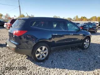 ✅ 2012 Chevrolet Traverse 1LT • VIN: 1GNKRGED7CJ368197 • Lot: 81912525. Wystawiony na Copart z przebiegiem 176 076 mil. Bezpłatny archiwum sprzedaży aukcyjnych z USA i szczegółowy raport historii pojazdu na DreamBid. Zdjęcie 3.