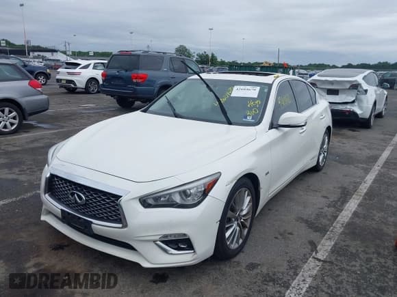 ✅ 2019 Infiniti Q50 Luxe • VIN: JN1EV7AP0KM519656 • Lot: 42604670. Wystawiony na IAAI z przebiegiem 118 126 mil. Bezpłatny archiwum sprzedaży aukcyjnych z USA i szczegółowy raport historii pojazdu na DreamBid. Zdjęcie 2.