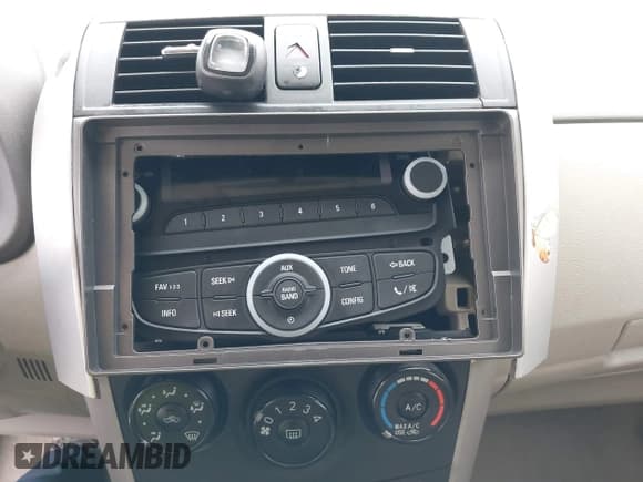 ✅ 2010 Toyota Corolla • VIN: 2T1BU4EE3AC286152 • Lot: 42510074. Listed on IAAI with 183,543 mi. Free auction sales archive from the USA and detailed vehicle history report at DreamBid. Image 13.