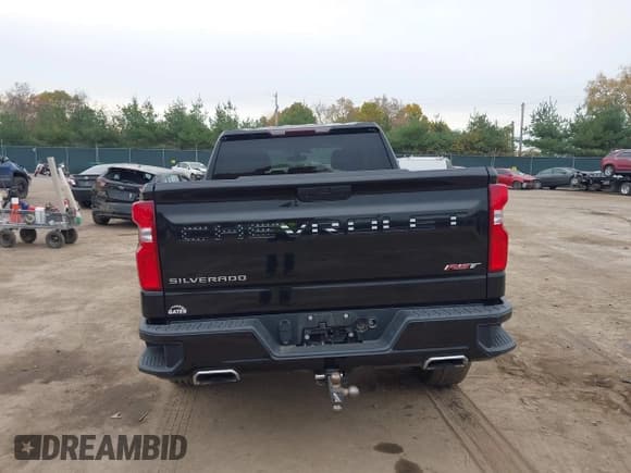 ✅ 2020 Chevrolet Silverado 1500 RST • VIN: 1GCRYEED4LZ118481 • Lot: 43607793. Listed on IAAI with 64,171 mi. Free auction sales archive from the USA and detailed vehicle history report at DreamBid. Image 16.