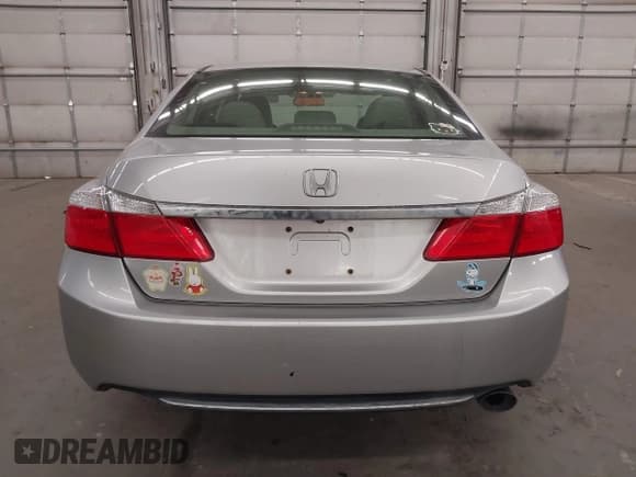 ✅ 2013 Honda Accord EX • VIN: 1HGCR2F79DA206857 • Lot: 43589869. Listed on IAAI with 281,879 mi. Free auction sales archive from the USA and detailed vehicle history report at DreamBid. Image 16.