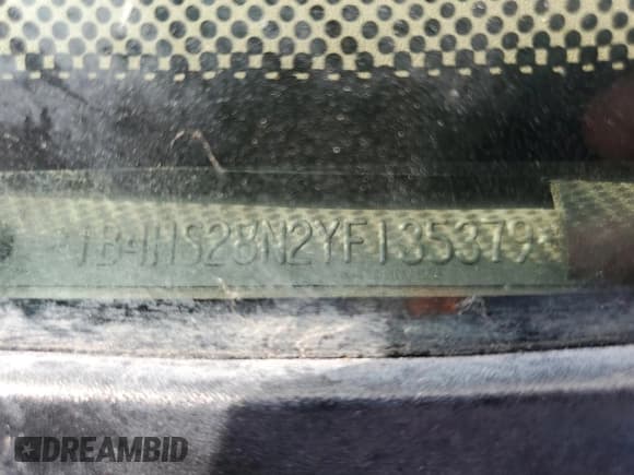 ✅ 2000 Dodge Durango • VIN: 1B4HS28N8YF166409 • Lot: 48412545. Wystawiony na Copart z przebiegiem 194 063 mil. Bezpłatny archiwum sprzedaży aukcyjnych z USA i szczegółowy raport historii pojazdu na DreamBid. Zdjęcie 15.