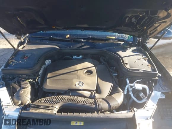 ✅ 2020 Mercedes-Benz GLC 300 • VIN: WDC0J8EBXLF674139 • Лот: 43405024. Опубликован ранее на IAAI с пробегом 72 583 миль. Бесплатный доступ к архиву аукционных продаж из США и подробный отчёт об истории автомобиля на DreamBid. Изображение 10.