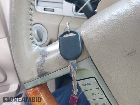 ✅ 2007 Lincoln Navigator • VIN: 5LMFU27577LJ00545 • Lot: 42679614. Wystawiony na IAAI z przebiegiem 163 302 mil. Bezpłatny archiwum sprzedaży aukcyjnych z USA i szczegółowy raport historii pojazdu na DreamBid. Zdjęcie 11.