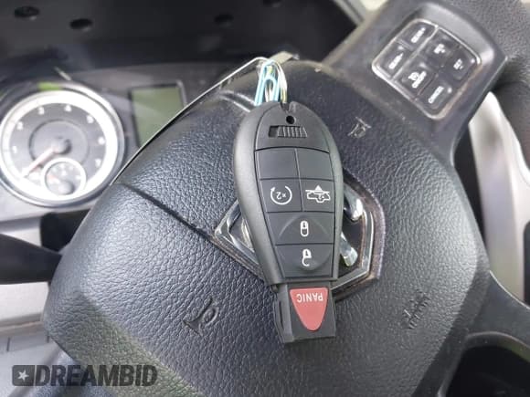 ✅ 2019 Ram 1500 SLT • VIN: 1C6RR6TT6KS690468 • Лот: 43208376. Опубликован ранее на IAAI с пробегом 177 104 миль. Бесплатный доступ к архиву аукционных продаж из США и подробный отчёт об истории автомобиля на DreamBid. Изображение 11.