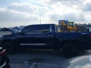 ✅ 2024 Toyota Tundra 1794 Edition • VIN: 5TFMC5DB4RX047117 • Lot: 41444832. Wystawiony na IAAI z przebiegiem 7 070 mil. Bezpłatny archiwum sprzedaży aukcyjnych z USA i szczegółowy raport historii pojazdu na DreamBid. Zdjęcie 15.