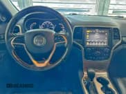 ✅ 2017 Jeep Grand Cherokee Limited • VIN: 1C4RJFBGXHC861214 • Лот: 96277665. Опубликован ранее на Copart с пробегом 98 685 миль. Бесплатный доступ к архиву аукционных продаж из США и подробный отчёт об истории автомобиля на DreamBid. Изображение 9.