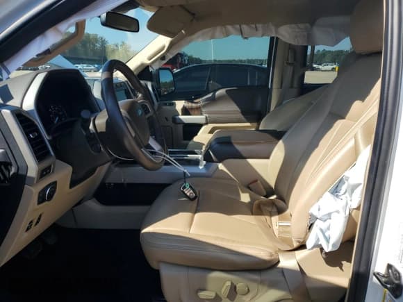 ✅ 2020 Ford F-150 XL • VIN: 1FTEW1E56LKE56477 • Лот: 90417885. Опубликован ранее на Copart с пробегом 109 813 миль. Бесплатный доступ к архиву аукционных продаж из США и подробный отчёт об истории автомобиля на DreamBid. Изображение 7.