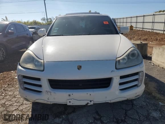 ✅ 2008 Porsche Cayenne S • VIN: WP1AB29P98LA45506 • Лот: 90344095. Опубликован ранее на Copart с пробегом Не указан. Бесплатный доступ к архиву аукционных продаж из США и подробный отчёт об истории автомобиля на DreamBid. Изображение 5.