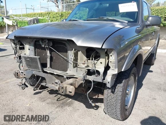 ✅ 2004 Ford Ranger XL • VIN: 1FTYR14U44PB39170 • Lot: 42692238. Wystawiony na IAAI z przebiegiem 108 985 mil. Bezpłatny archiwum sprzedaży aukcyjnych z USA i szczegółowy raport historii pojazdu na DreamBid. Zdjęcie 6.