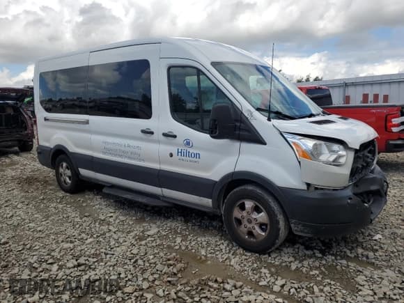 ✅ 2019 Ford Transit Passenger XL • VIN: 1FBAX2CM9KKA85846 • Lot: 62206365. Wystawiony na Copart z przebiegiem 224 193 mil. Bezpłatny archiwum sprzedaży aukcyjnych z USA i szczegółowy raport historii pojazdu na DreamBid. Zdjęcie 4.