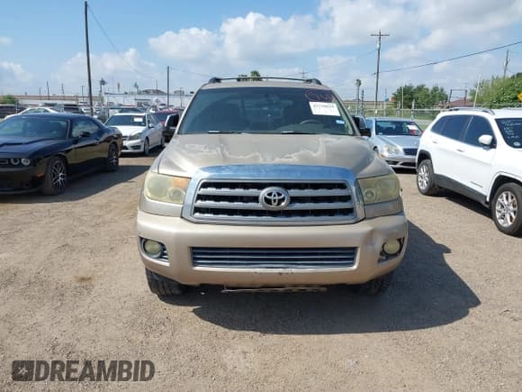 ✅ 2008 Toyota Sequoia Limited • VIN: 5TDZY68A78S000053 • Lot: 42720639. Listed on IAAI with 228,879 mi. Free auction sales archive from the USA and detailed vehicle history report at DreamBid. Image 12.