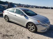 ✅ 2011 Hyundai Sonata SE • VIN: 5NPEC4AC4BH122573 • Lot: 89730045. Listed on Copart with 194,195 mi. Free auction sales archive from the USA and detailed vehicle history report at DreamBid. Image 4.