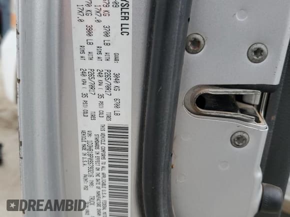 ✅ 2009 Dodge 1500 SLT • VIN: 1D3HB18P09S793216 • Lot: 48635255. Wystawiony na Copart z przebiegiem 202 182 mil. Bezpłatny archiwum sprzedaży aukcyjnych z USA i szczegółowy raport historii pojazdu na DreamBid. Zdjęcie 12.