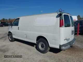 ✅ 2001 GMC Savana • VIN: 1GTHG35R111190894 • Lot: 43463473. Wystawiony na IAAI z przebiegiem 27 508 mil. Bezpłatny archiwum sprzedaży aukcyjnych z USA i szczegółowy raport historii pojazdu na DreamBid. Zdjęcie 3.